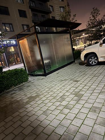 Şüşə Fasadlı Mobil Kiosk/Pavilon - Müasir dizaynlı, metal karkas və