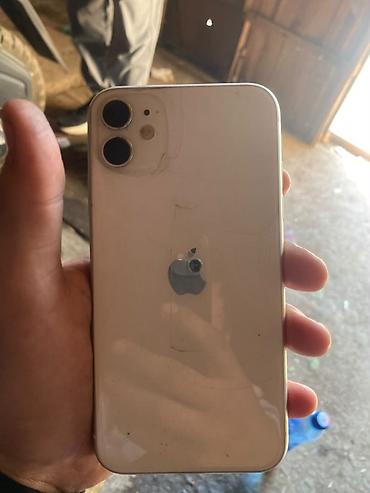 IPhone 11, Б/у, 256 ГБ, Белый, Чехол, 79 % at lalafo.kg IPhone 11, Б/у, 256 ГБ, Белый, Чехол, 79 %