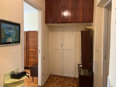 Uzunmüddətli kirayə mənzillər: 28 may metrosunun yaxınlığında tibb universitetinə yaxın 5 mertebeli — 10