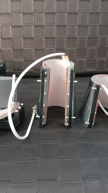 Pres aparatları: Səliqəli istifadə olunub. Fincanlara idman papaqlarına t-shirtlərə — 13