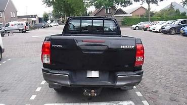 nalepnice za automobile: POKLOPAC TOVARNOG PROSTORA ZA TOYOTA HILUX | Svi delovi za Toyota — 2