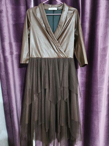 бархатное платье коричневого: Кече көйнөгү, Узун модель, Жеңдери менен