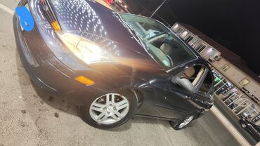 Ford Focus: 2 l | 2002 il 142000 km Sedan
