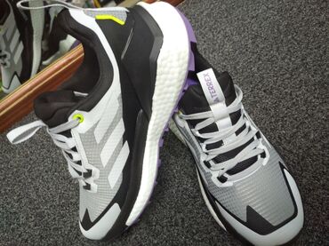 Кроссовки и спортивная обувь: Adidas terrex 🔥✔️