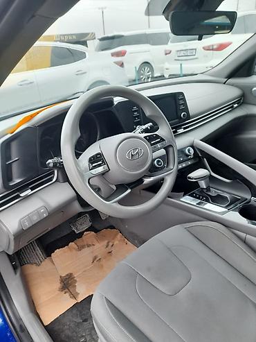 sonata 2025: Hyundai Elantra: 2023 г., Гибрид, Седан — 7