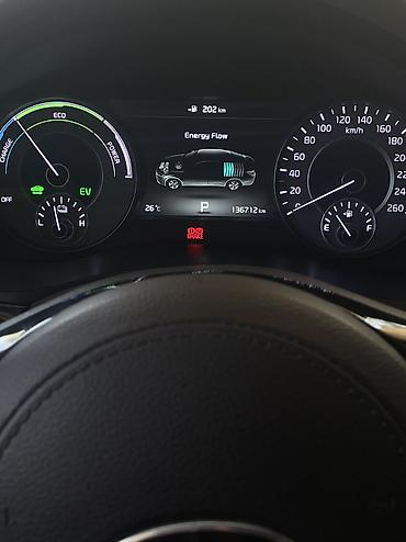 Продажа авто: Kia K7: 2017 г., 2.4 л, Гибрид, Седан — 9