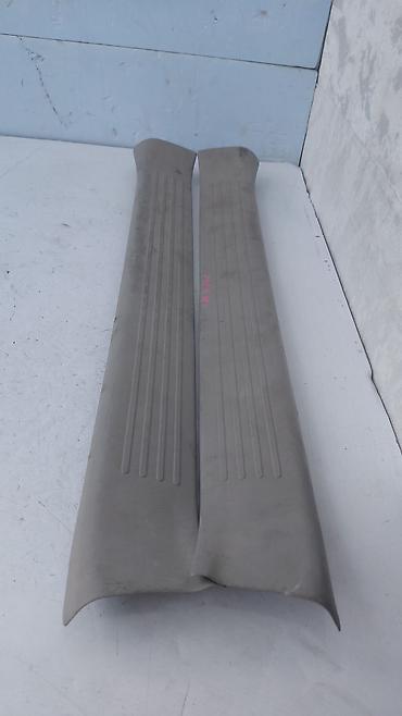 полики эстима: Внутренние накладки порогов Toyota, 2004 г., Б/у, Оригинал — 2