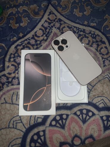 Apple iPhone: IPhone 16 Pro, Б/у, 256 ГБ, Desert Titanium, Защитное стекло, Чехол, Коробка, 99 %