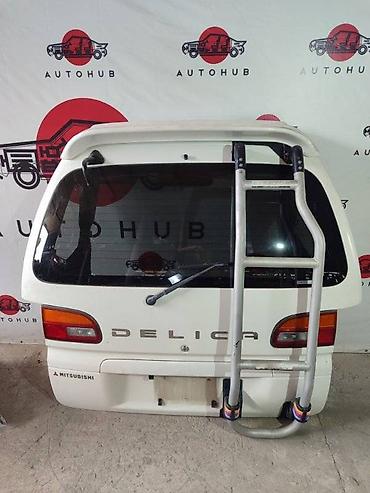 mitsubisi: Крышка багажника Mitsubishi Delica PD6W 6G72 3.0 2000 (б/у) — 1