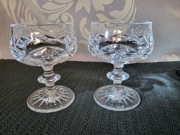 Čaše: Case za dvoje,kristal,rucni rad za zestoko pice iz 70ih. Case su na lalafo.rs — 6 Čaše: Case za dvoje,kristal,rucni rad za zestoko pice iz 70ih. Case su — 6