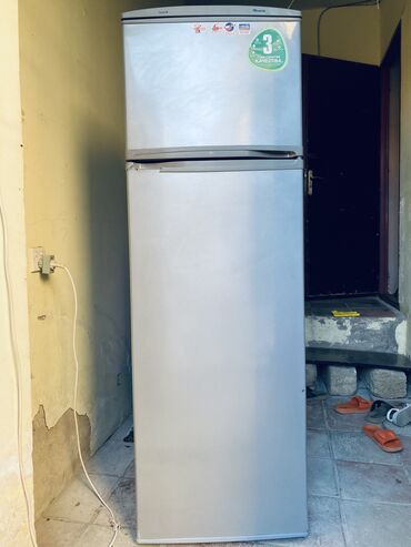 Separatorlar: İşlənmiş 2 qapılı Dnepr Soyuducu Satılır, rəng - Boz, Təkərli