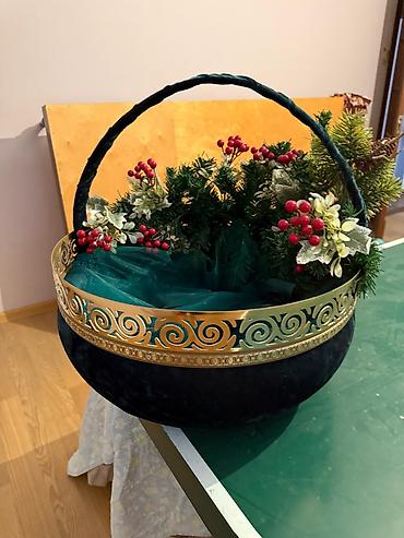 Корзины: Имеется разные корзины, разного размера и дизайна По ценам писать на — 16