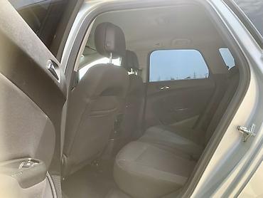 Opel: Opel Astra: 1.6 л | 2014 г. 211000 км Универсал — 10