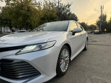 Toyota: Toyota Camry: 2018 г., 2.5 л, Автомат, Бензин, Седан