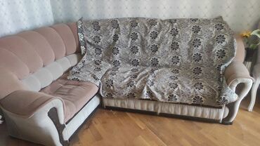 Divan və masa dəstləri: Künc divan, İşlənmiş, Açılan, Bazalı, Parça, Çatdırılma yoxdur