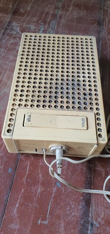 Stabilizatorlar: İşlənmiş Ev üçün Stabilizator 1 faza, 230 V, Ünvandan götürmə, Zəmanətsiz lalafo.az -da Stabilizatorlar: İşlənmiş Ev üçün Stabilizator 1 faza, 230 V, Ünvandan götürmə, Zəmanətsiz