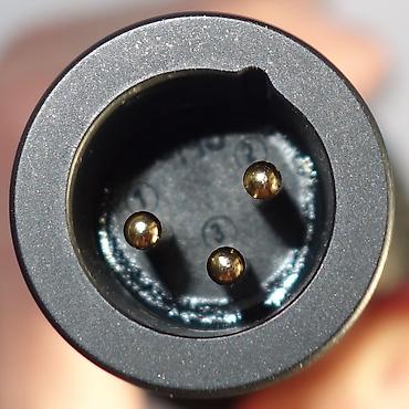 Вокальные микрофоны: Behringer XM8500 В комплекте - микрофон, держатель, кейс Район - — 4