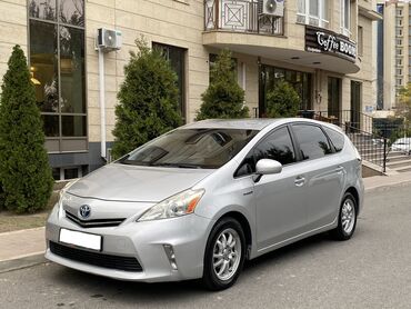 Toyota: Toyota Prius: 2014 г., 1.8 л, Вариатор, Гибрид, Универсал