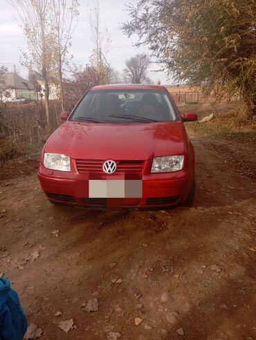 машины пассат: Volkswagen Bora: 2000 г., 2 л, Автомат, Бензин, Седан