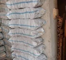 кухонный оборудование: Продажа дров оптом и вразнецу оптом 150сом до 15 мешков по 175 только