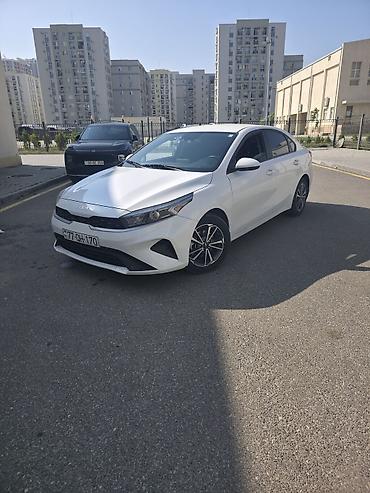 kia bango: Kia Rio: 2 l | 2022 il Sedan — 10