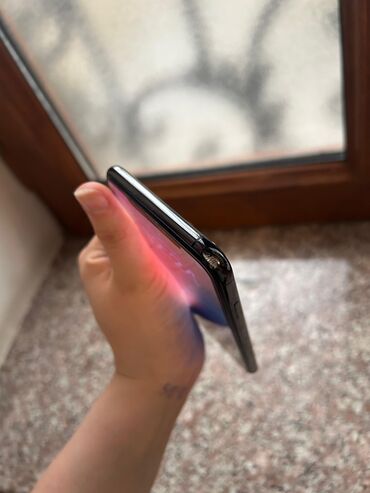 Apple iPhone: IPhone Xs Max, 256 GB, Qara, Face ID — 9