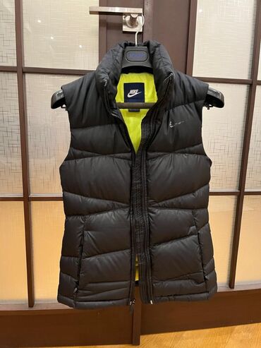 Bodi: Original nike jilet Olcu XS