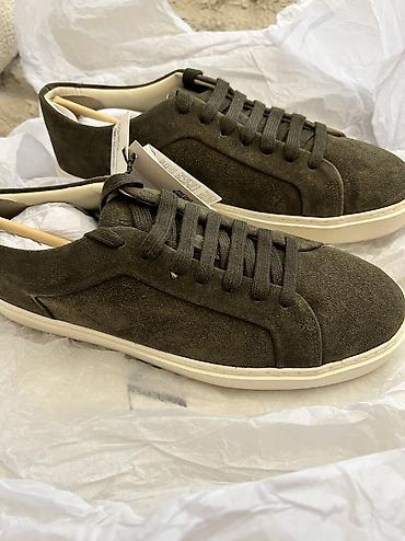 green witch: Zara KHAKI GREEN Leather Trainers

41 SİZE — 5