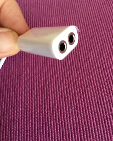 Digər kompüter aksesuarları: Adapter kabel və perexadnik, ötrücü, keçirici; şəkilləri çevirib baxa — 3