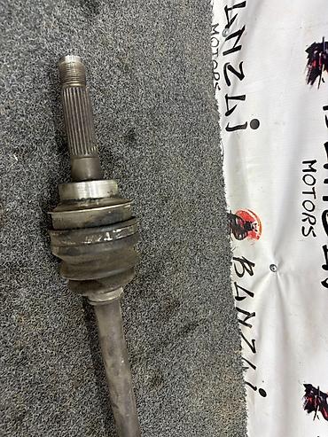 suba: Привод (задний) Subaru Forester SG5 EJ20, 2002 Оригинальный японский — 4