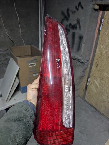 прес подборшик тукан: Задняя левая фары Toyota Mark II Wagon Blit 12.2004 - 05.2007