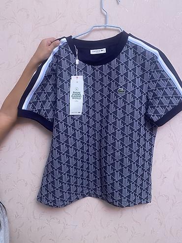 рубашки в клетку: Футболка Lacoste женская - Бренд: Lacoste (ярлык и фирменный — 1