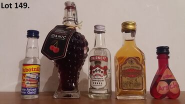 Ostali predmeti za umetnost i kolekcionarstvo: Reklamne flašice mini bottles unučići čokanji fraklići 5. Kao sa slika — 29