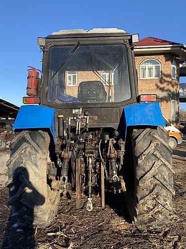 Тракторы МТЗ (Беларус): Модель: 1221, Б/у, 2010 г., С пресс-подборщиком — 11