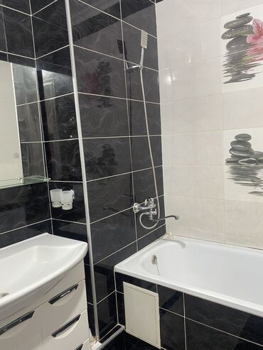 Посуточная аренда квартир: 2 комнаты, Душевая кабина, Постельное белье, Кондиционер — 10