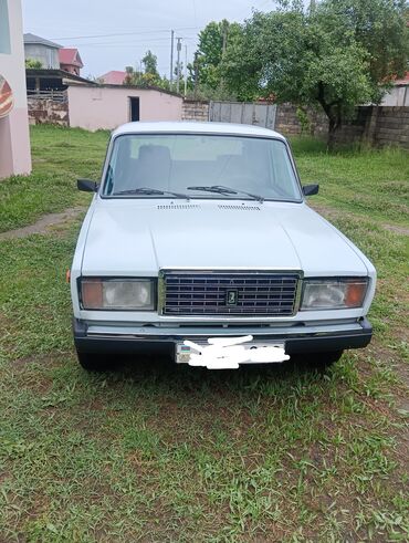 VAZ (LADA): Salam maşın satılır ili 85 maşın Sfrdan yğlıb çürükdən pasdan söhbət