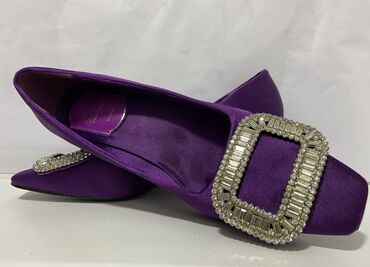 фиолетовые джорданы оригинал: Туфли 37, цвет - Фиолетовый