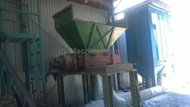 Poljoprivredne mašine: TEHNIČKE SPECIFIKACIJE: • Izlazni kapacitet: 1200 kg/h • Prečnik — 1