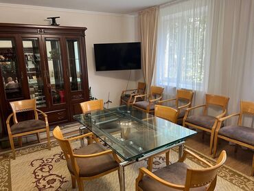 срочно продаётся 1 комнатная квартира в районе ошского рынка по улице кенсуйская: 3 комнаты, Собственник, Без подселения, С мебелью полностью