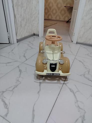 kiçik maşınlar: Uşaq minik maşını – klassik retro dizayn - Rəng: krem-bej tonları - — 1