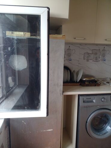 Uzunmüddətli kirayə mənzillər: Menzil tam esyali olaraq her kese kiraye verilir menzil Azadliq — 2