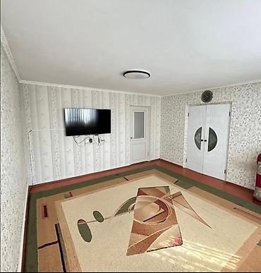 Продажа коттеджей и домов: 🏡 **Продаётся уютный дом** 📍 г. Бишкек, Мыкан 📐 Площадь: 95 м² 🌿 — 6