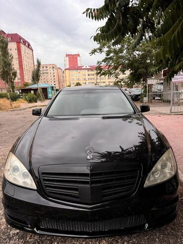 продаю номер авто: Mercedes-Benz W221: 2005 г., 5.5 л, Автомат, Бензин, Хэтчбэк