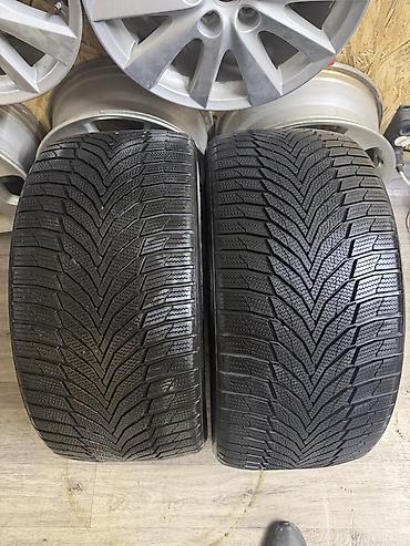 Пара зимних шин Nexen - Размер: 275/35 ZR20 102W (указано на at lalafo.kg Пара зимних шин Nexen - Размер: 275/35 ZR20 102W (указано на