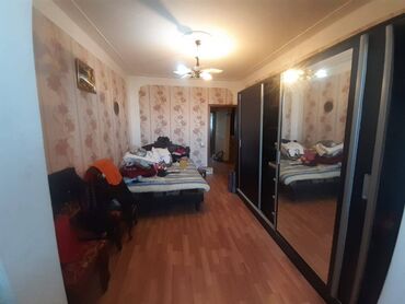 Köhnə tikili: Bakı, 4 otaqlı, Köhnə tikili, 100 kv. m — 20