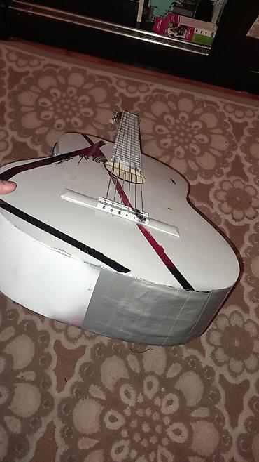 ikinci el dvd: Satılır: Gitar. Başqa gitarlarla barter oluna bilər. Texniki cəhətdən — 3