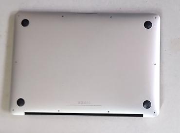 Apple: Macbook Air 13.3" 2014 i5 / 4GB / SSD128GB/ 10 sati rada baterija — 10