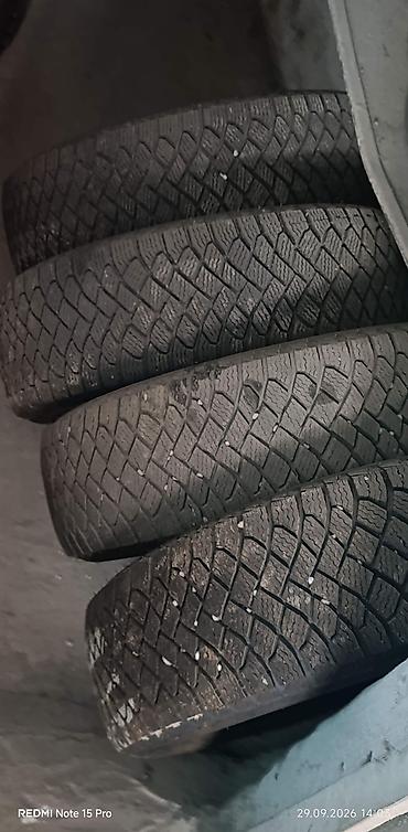 maxxis: Комплект зимних шин (4 шт.)Максис зимние шины - Количество: 4 штуки — 1