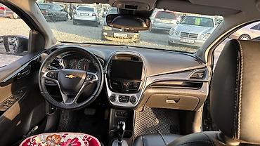 Chevrolet: Chevrolet Spark: 2017 г., 0.1 л, Автомат, Бензин, Хэтчбэк — 4