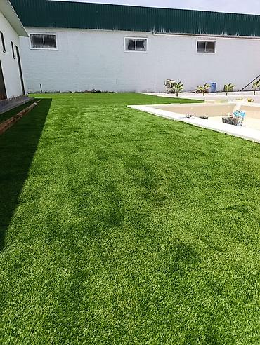 Искусственный газон: Искусственный газон для футбольных полей и детских площадок — 7